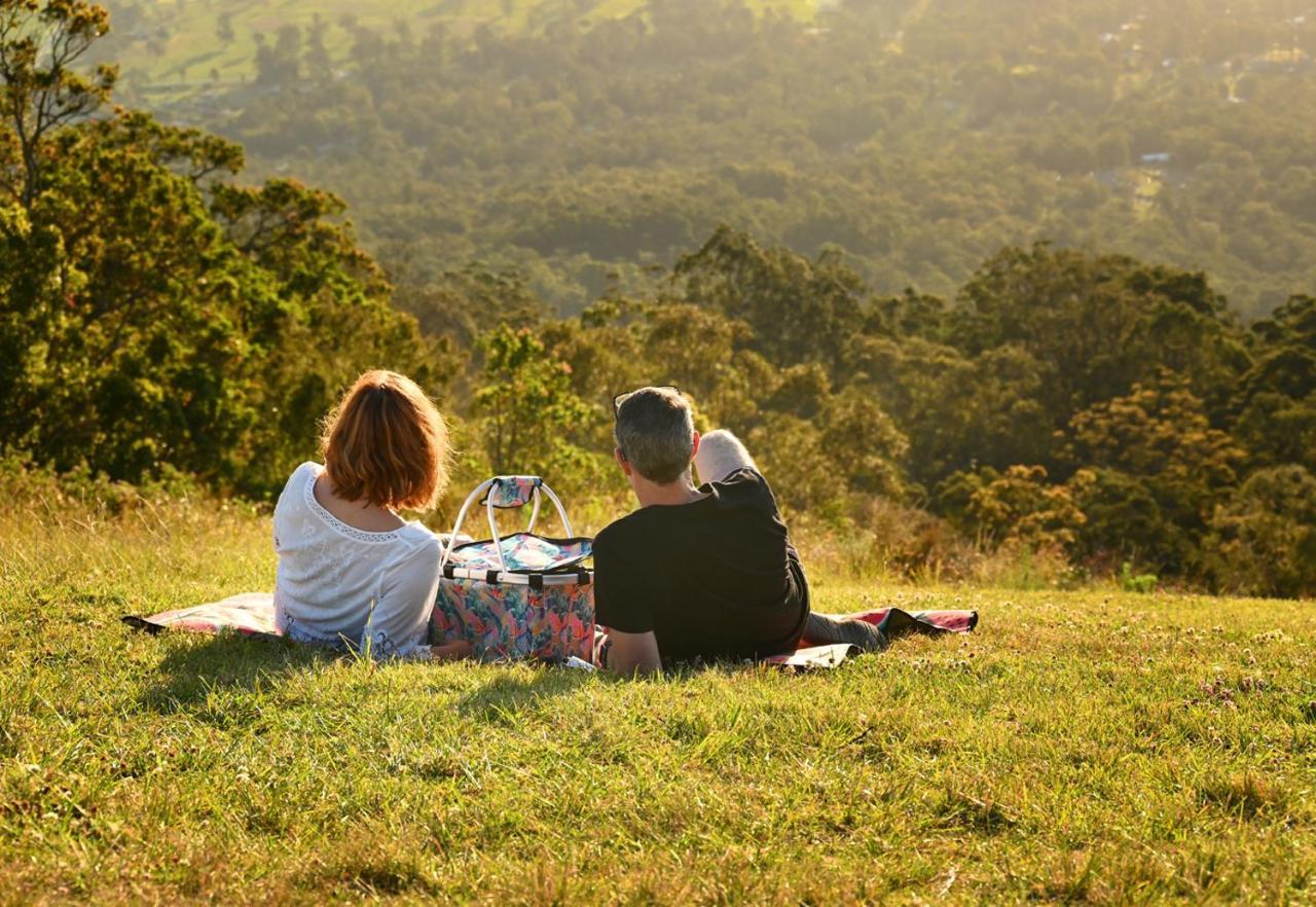 Camelot Boutique Accommodation Mount Tamborine Bagian luar foto