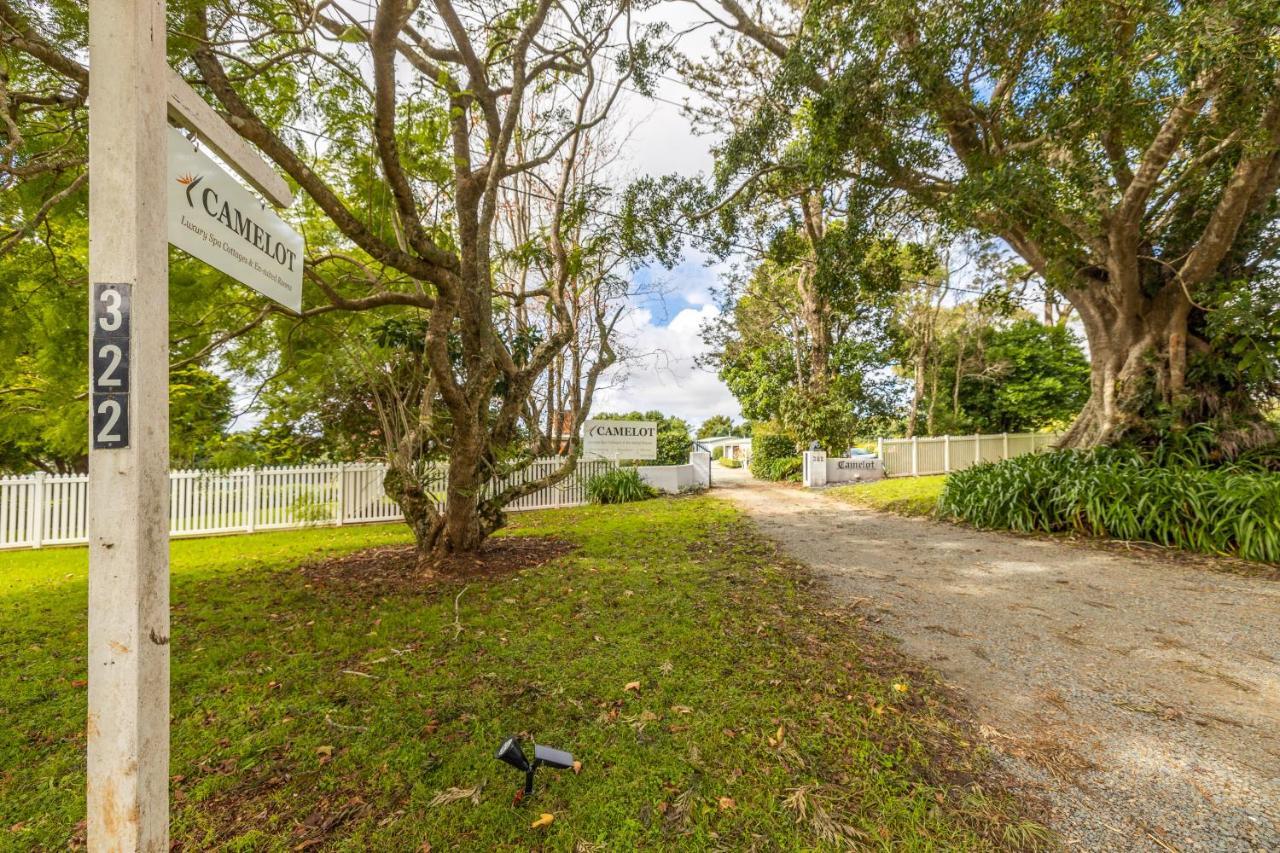 Camelot Boutique Accommodation Mount Tamborine Bagian luar foto
