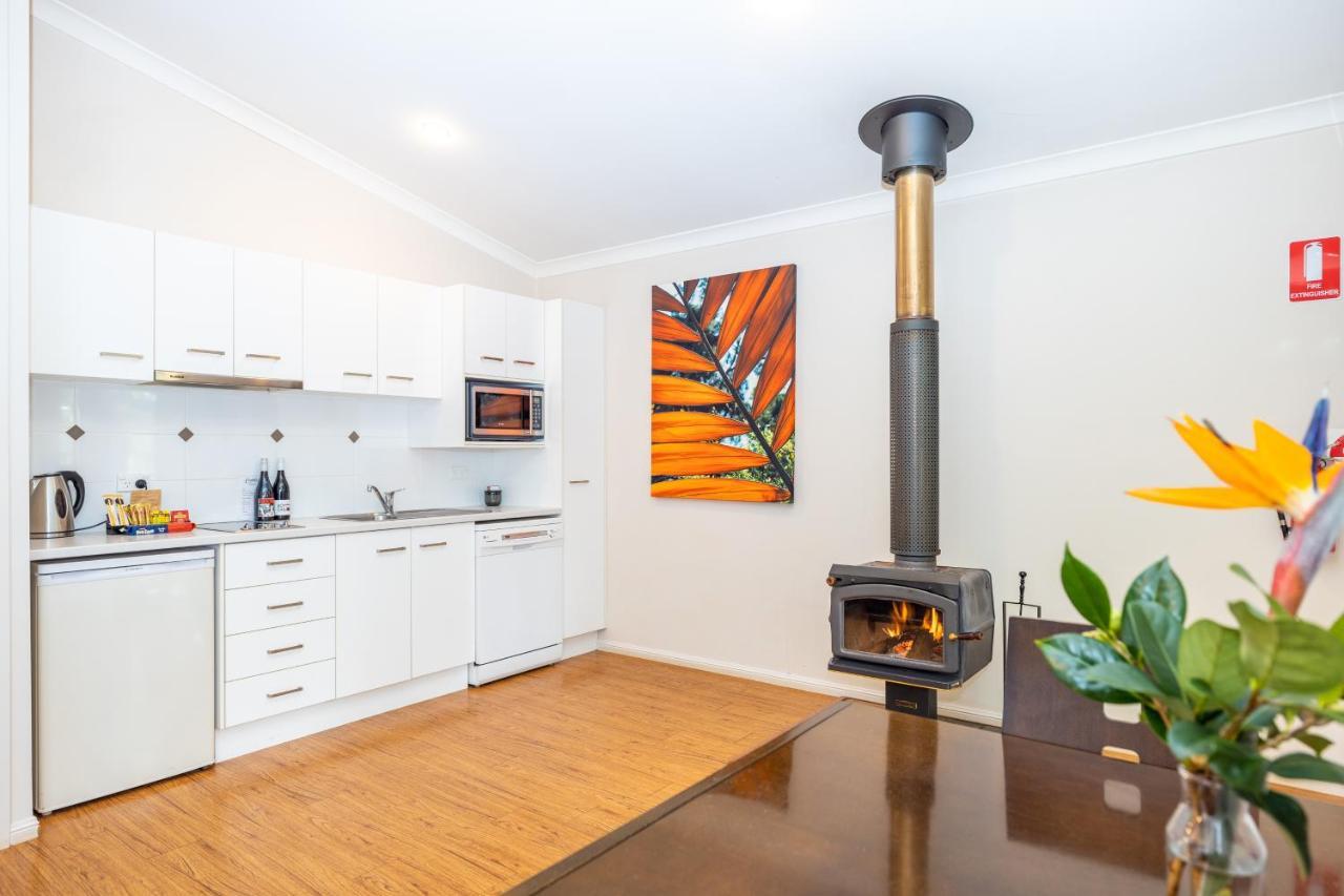 Camelot Boutique Accommodation Mount Tamborine Bagian luar foto