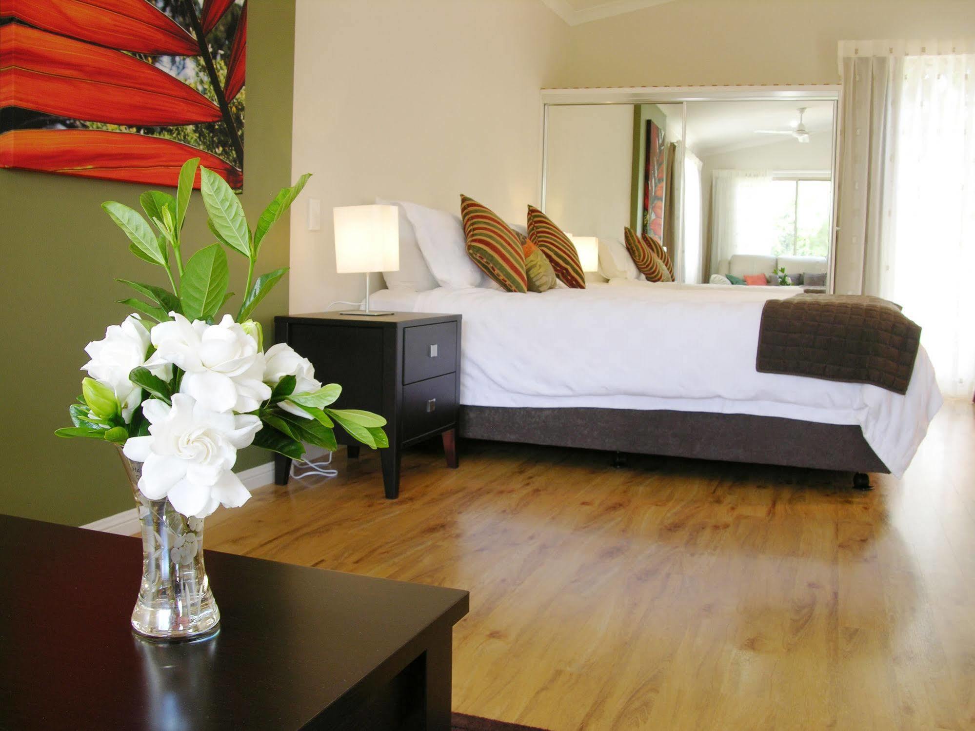 Camelot Boutique Accommodation Mount Tamborine Bagian luar foto